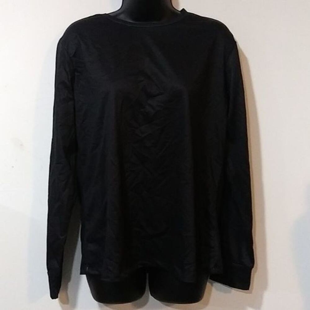 Exclusive lounge top